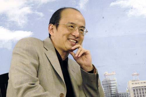 <a href='http://www.ssjyw.com/shangshimingshi/zhouhong.html' target='_blank'><u>周弘</u></a>老师
